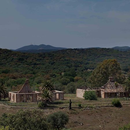 Гостевой дом El Rincon De San Benito Казалла де ла Сиерра Экстерьер фото